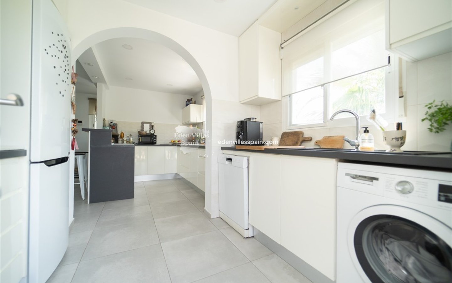 Resale - Urbanisation detached Villa - Torrevieja