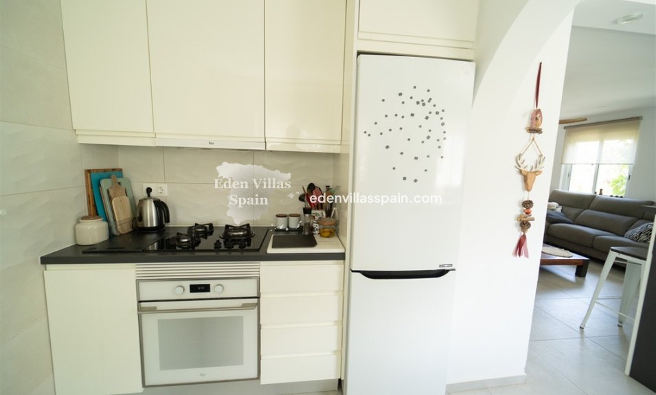 Resale - Urbanisation detached Villa - Torrevieja