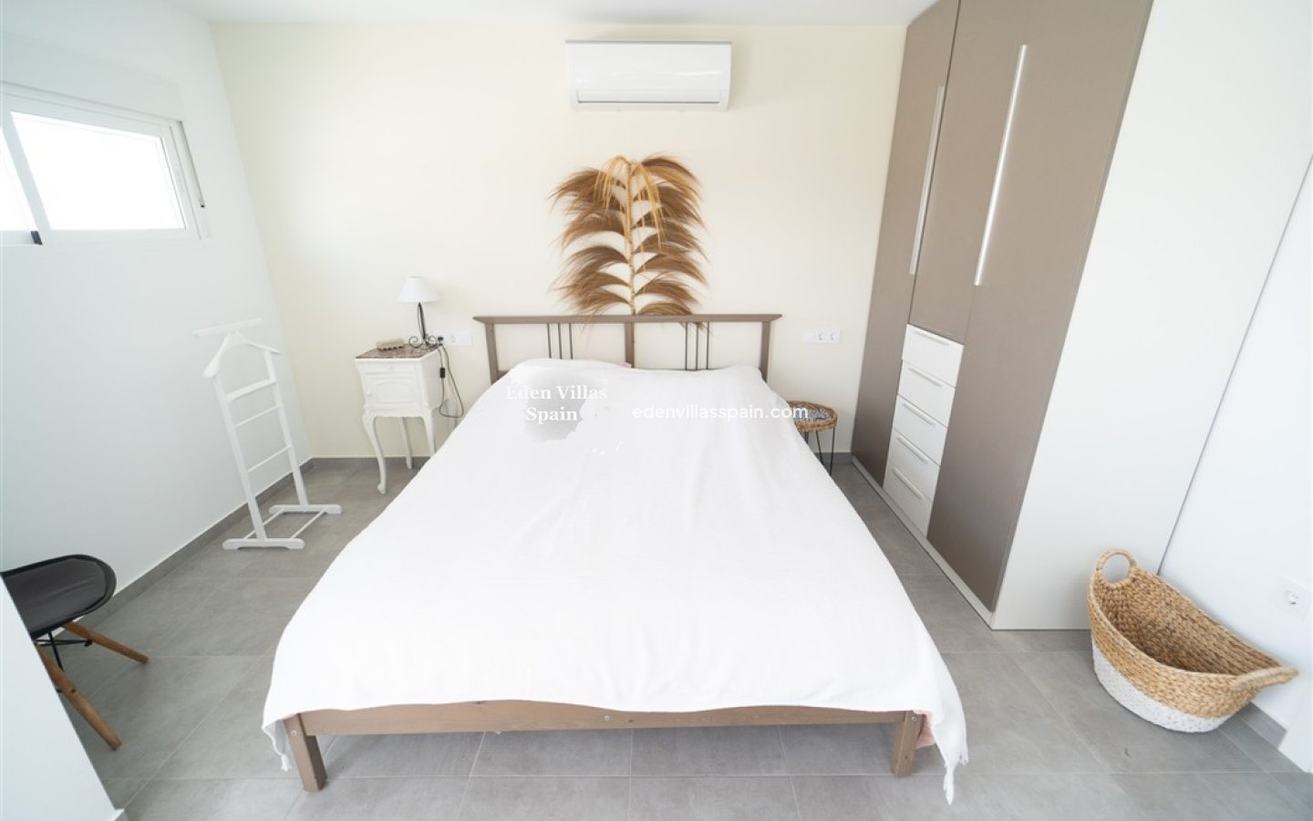 Resale - Urbanisation detached Villa - Torrevieja