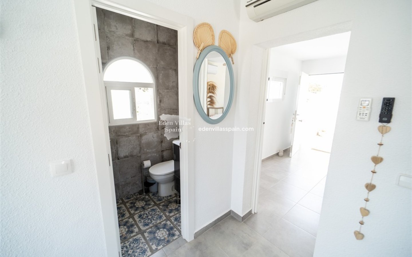 Resale - Urbanisation detached Villa - Torrevieja