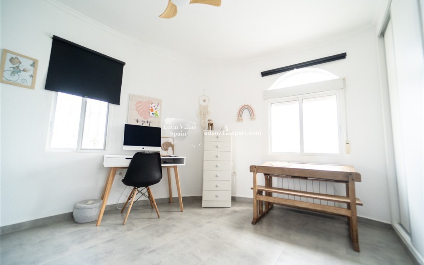 Resale - Urbanisation detached Villa - Torrevieja