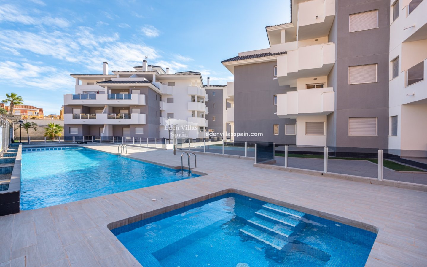 Revente - Appartement sur ​​la côte - Orihuela Costa