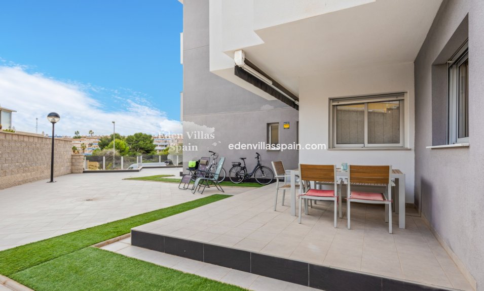 Revente - Appartement sur ​​la côte - Orihuela Costa
