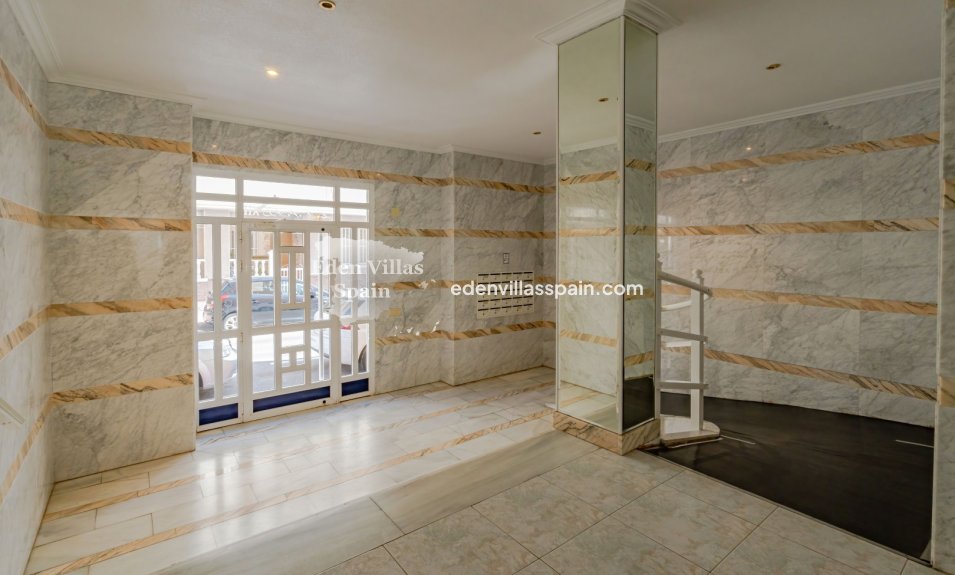Revente - Appartement sur ​​la côte - Torrevieja