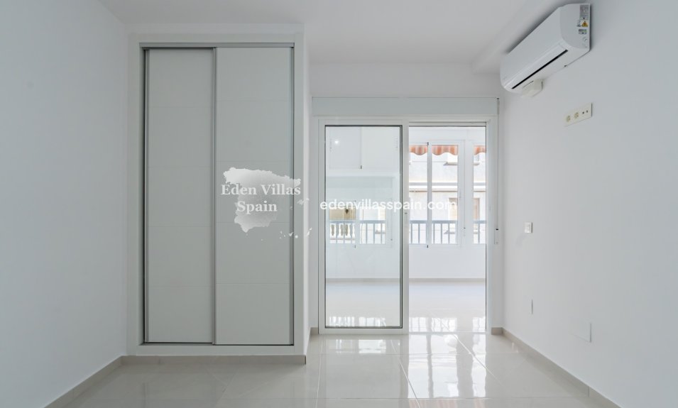 Revente - Appartement sur ​​la côte - Torrevieja