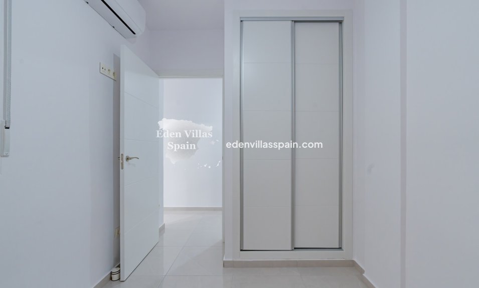 Revente - Appartement sur ​​la côte - Torrevieja