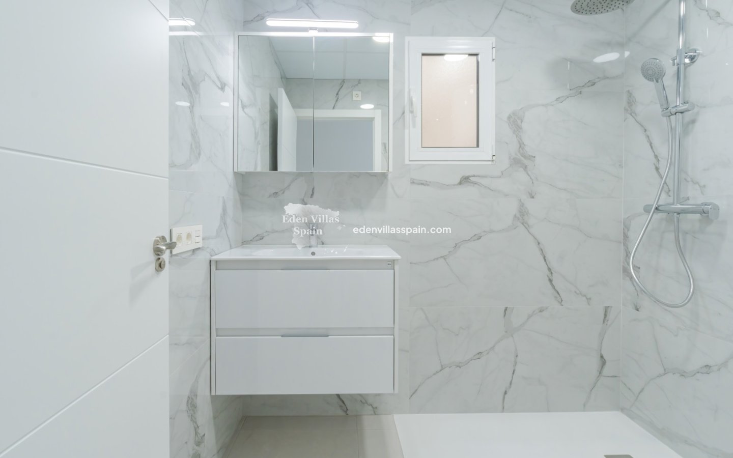 Revente - Appartement sur ​​la côte - Torrevieja