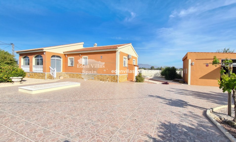 Revente - Maison de campagne - Catral