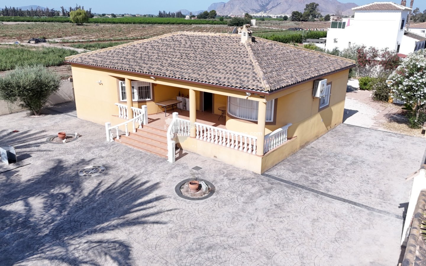 Revente - Maison de campagne - Catral