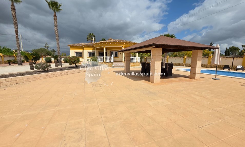 Revente - Maison de campagne - Catral