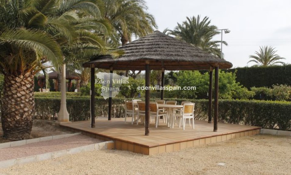 Revente - Maison de campagne - Elche