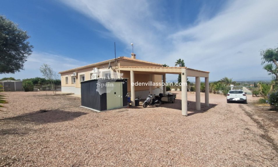 Revente - Maison de campagne - La Marina