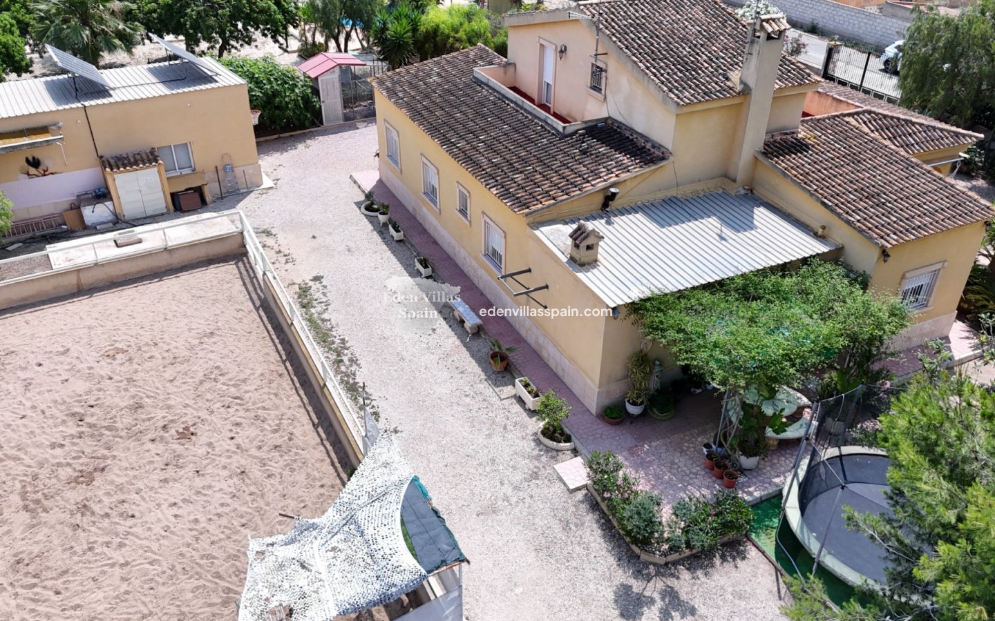 Revente - Maison de campagne - La Marina
