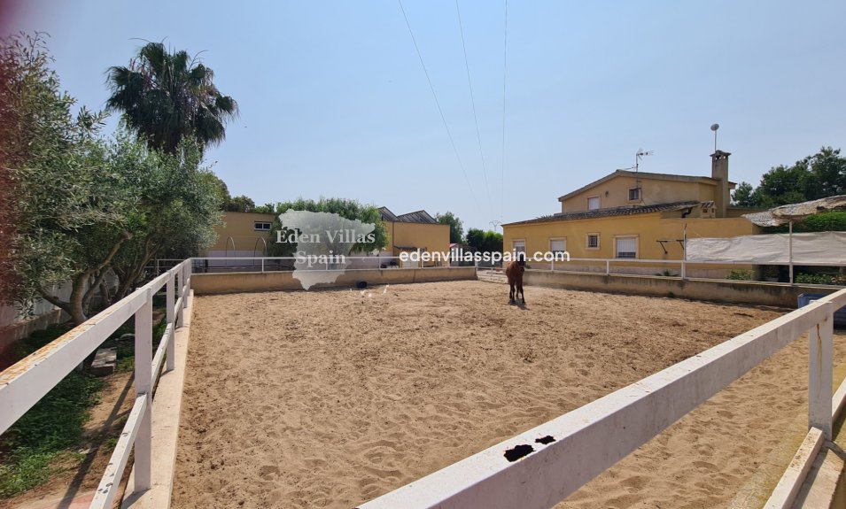 Revente - Maison de campagne - La Marina