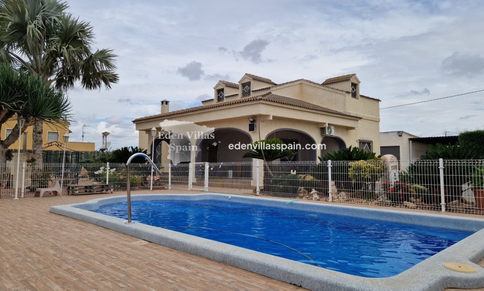 Revente - Maison de campagne - Santa Pola