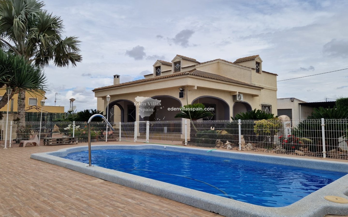 Revente - Maison de campagne - Santa Pola