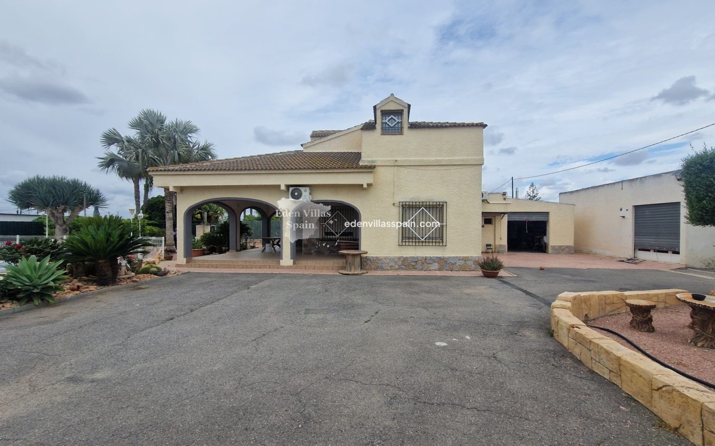 Revente - Maison de campagne - Santa Pola
