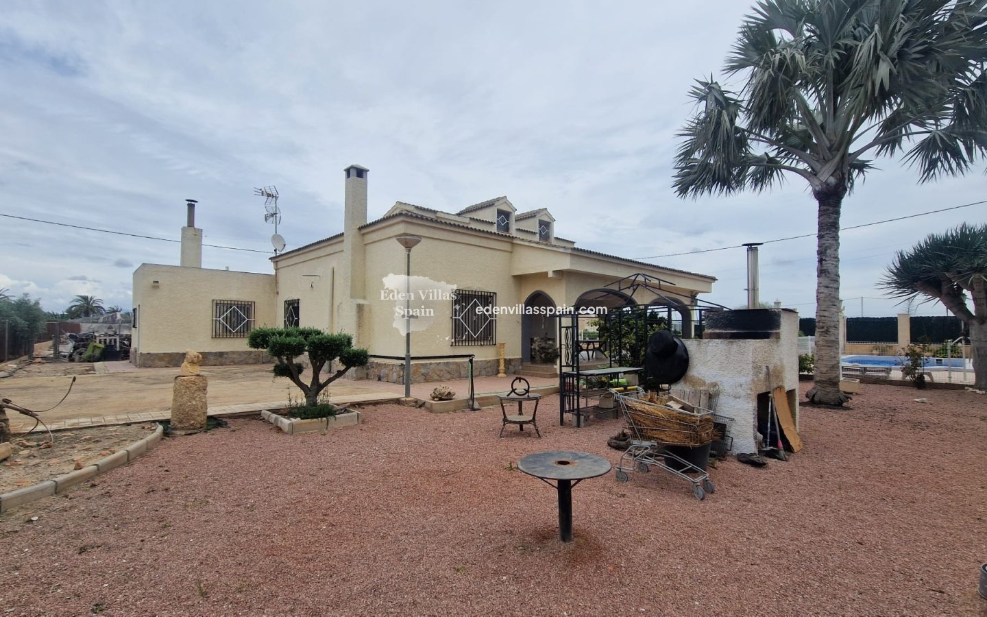 Revente - Maison de campagne - Santa Pola