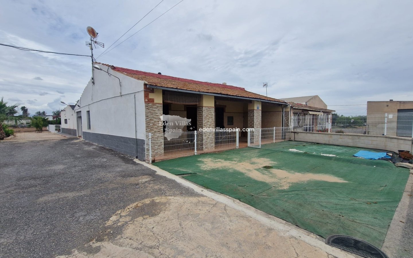 Revente - Maison de campagne - Santa Pola