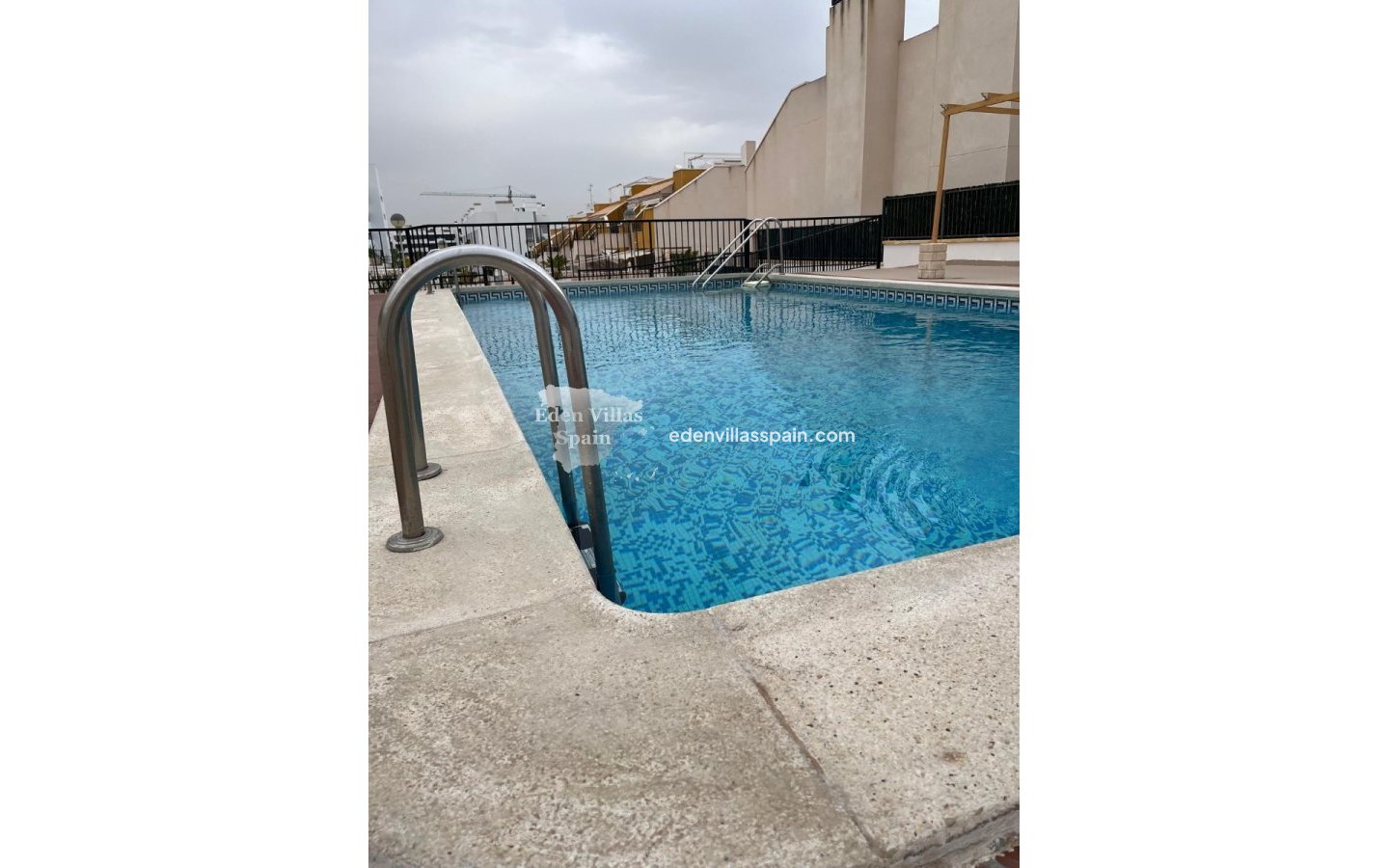 Segunda Mano - Apartamento en la costa - Arenales del Sol