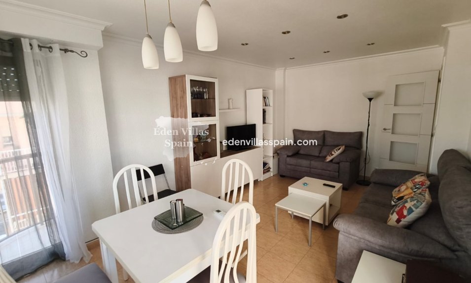 Segunda Mano - Apartamento en la costa - Santa Pola