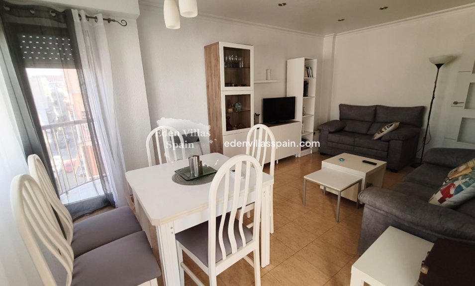Segunda Mano - Apartamento en la costa - Santa Pola