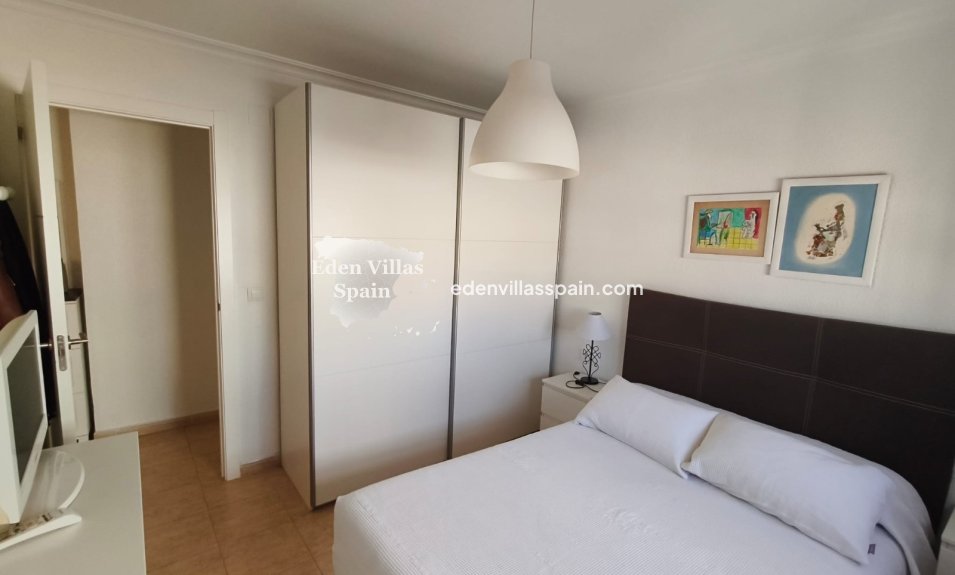 Segunda Mano - Apartamento en la costa - Santa Pola