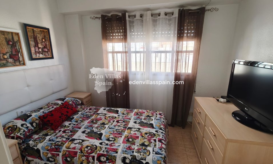 Segunda Mano - Apartamento en la costa - Santa Pola