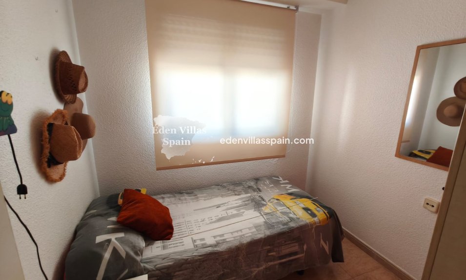 Segunda Mano - Apartamento en la costa - Santa Pola
