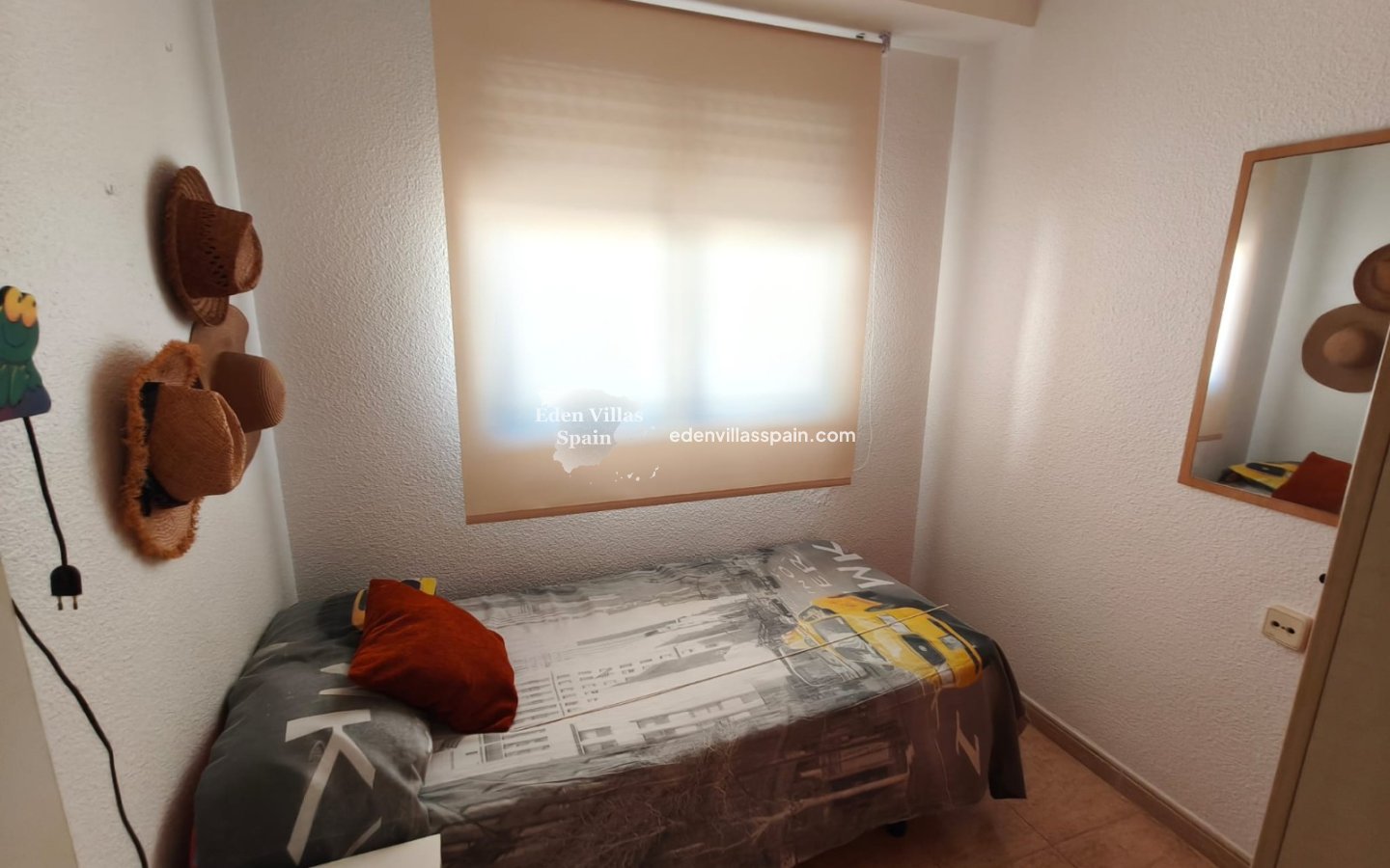 Segunda Mano - Apartamento en la costa - Santa Pola