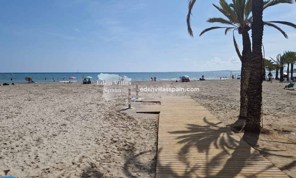 Segunda Mano - Apartamento en la costa - Santa Pola