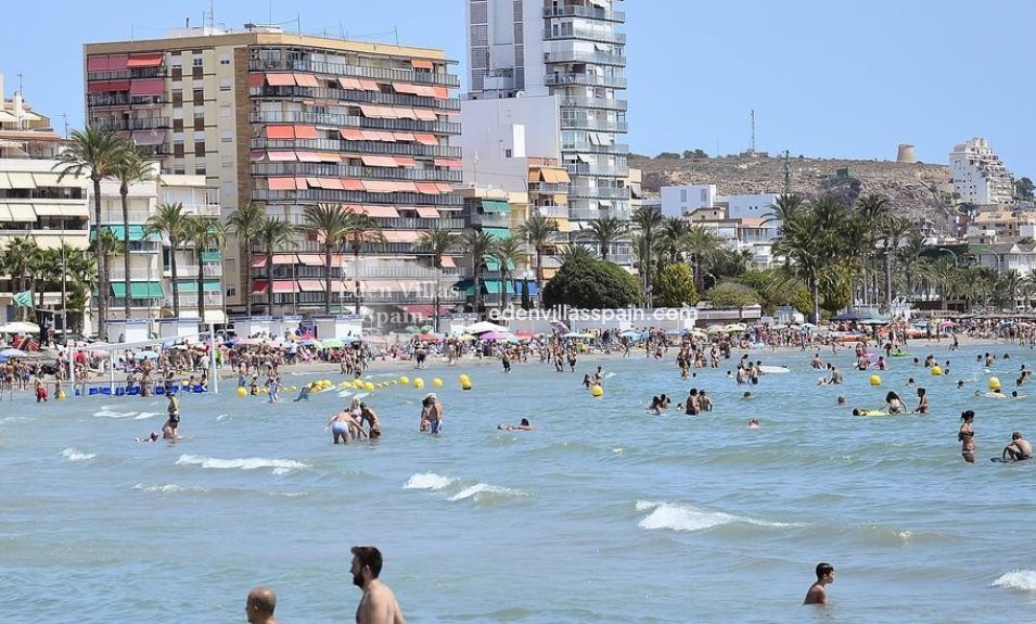 Segunda Mano - Apartamento en la costa - Santa Pola