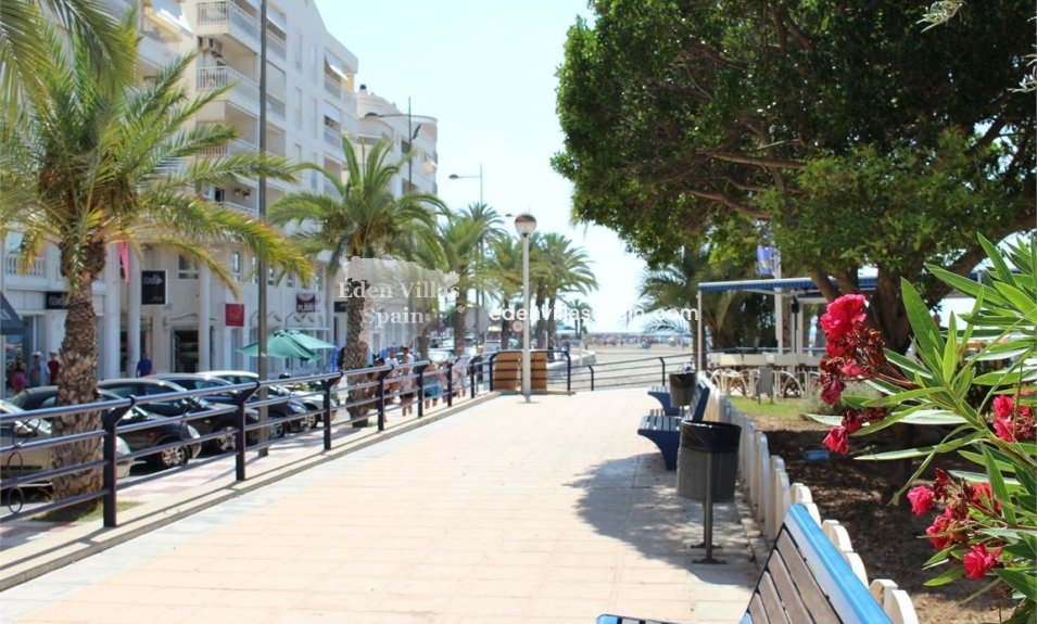 Segunda Mano - Apartamento en la costa - Santa Pola