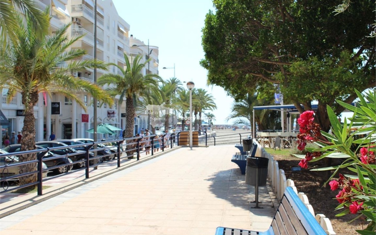Segunda Mano - Apartamento en la costa - Santa Pola