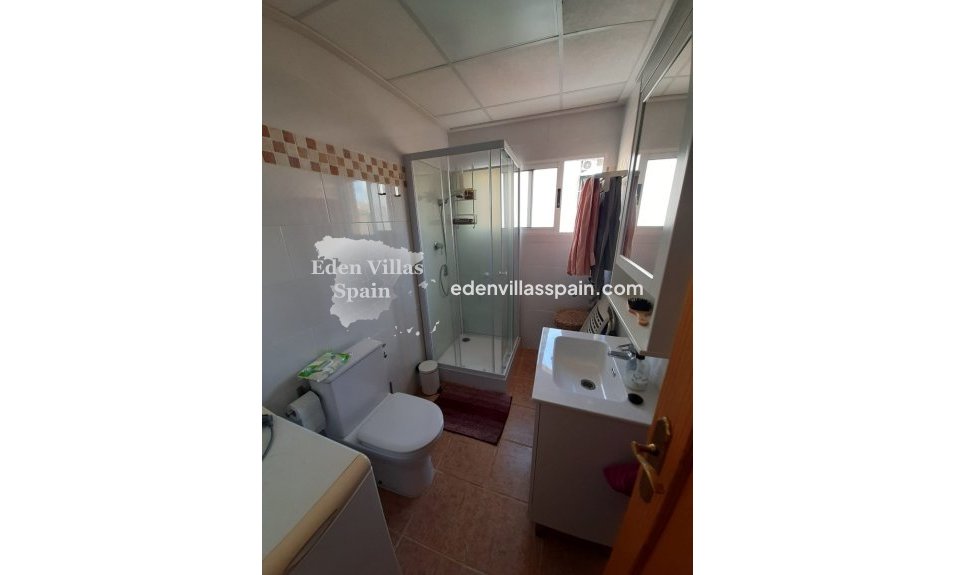 Segunda Mano - Apartamento en la costa - Torrevieja