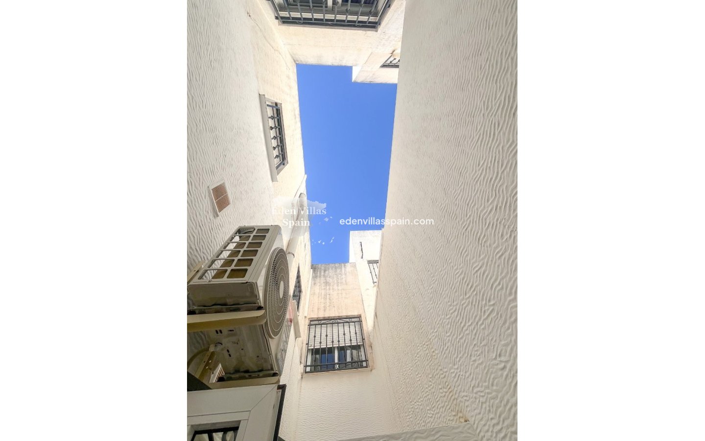 Segunda Mano - Bungaló - Los Montesinos