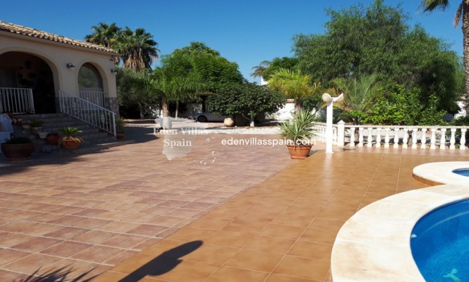 Segunda Mano - Casa de campo - Catral