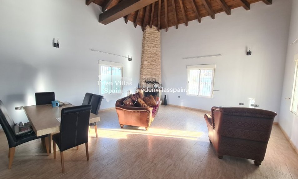 Segunda Mano - Casa de campo - Catral