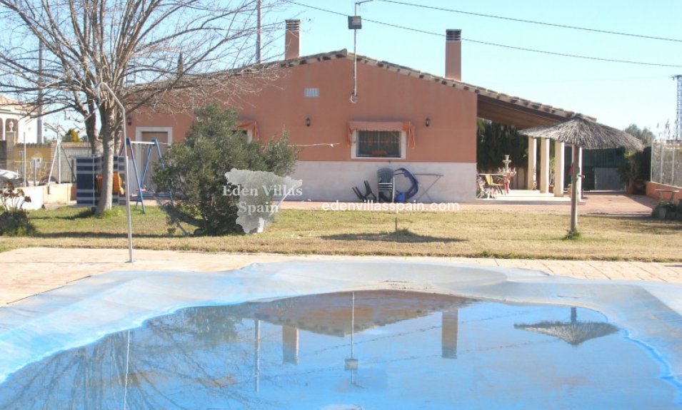 Segunda Mano - Casa de campo - Catral