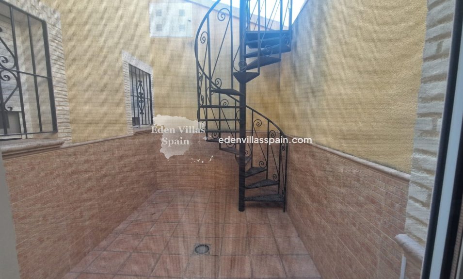 Segunda Mano - Casa de campo - Catral