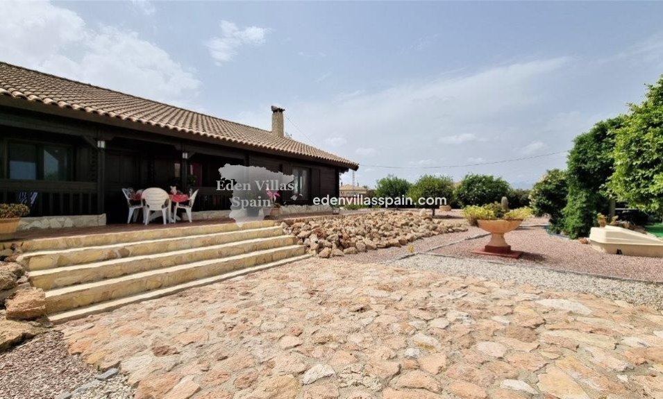 Segunda Mano - Casa de campo - Catral