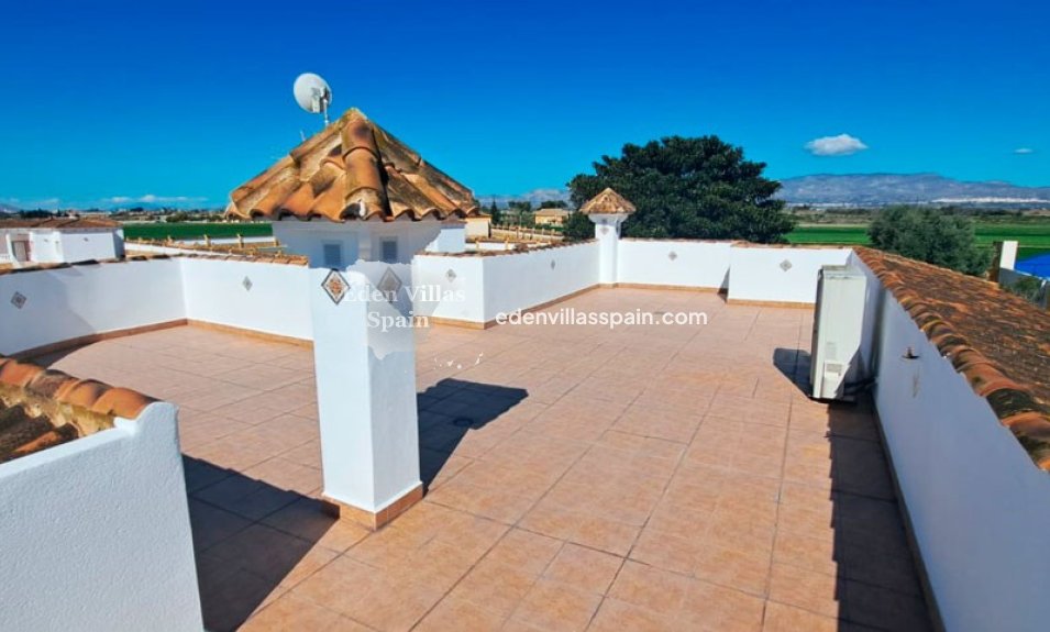 Segunda Mano - Casa de campo - Catral