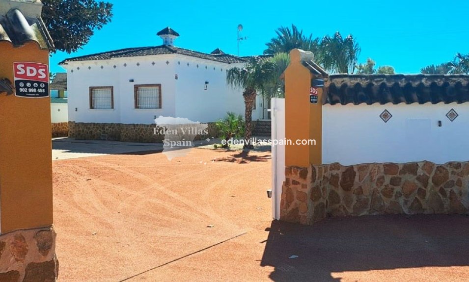 Segunda Mano - Casa de campo - Catral