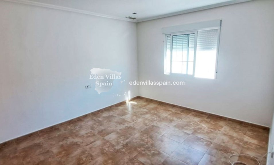 Segunda Mano - Casa de campo - Catral