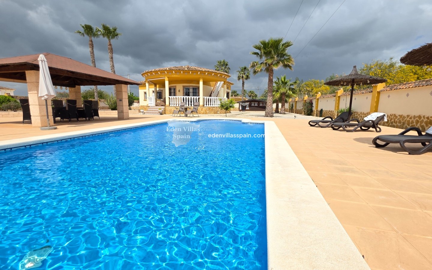 Segunda Mano - Casa de campo - Catral