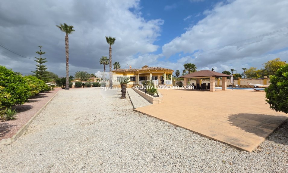 Segunda Mano - Casa de campo - Catral