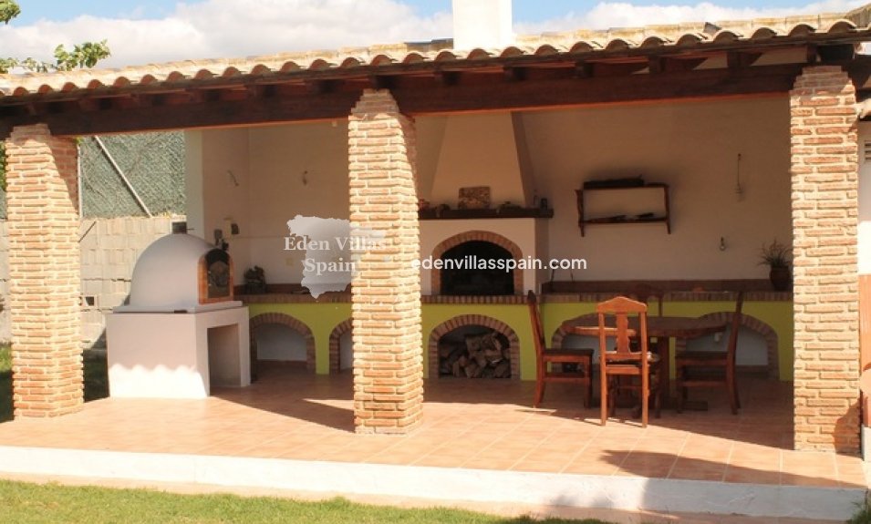 Segunda Mano - Casa de campo - Dolores