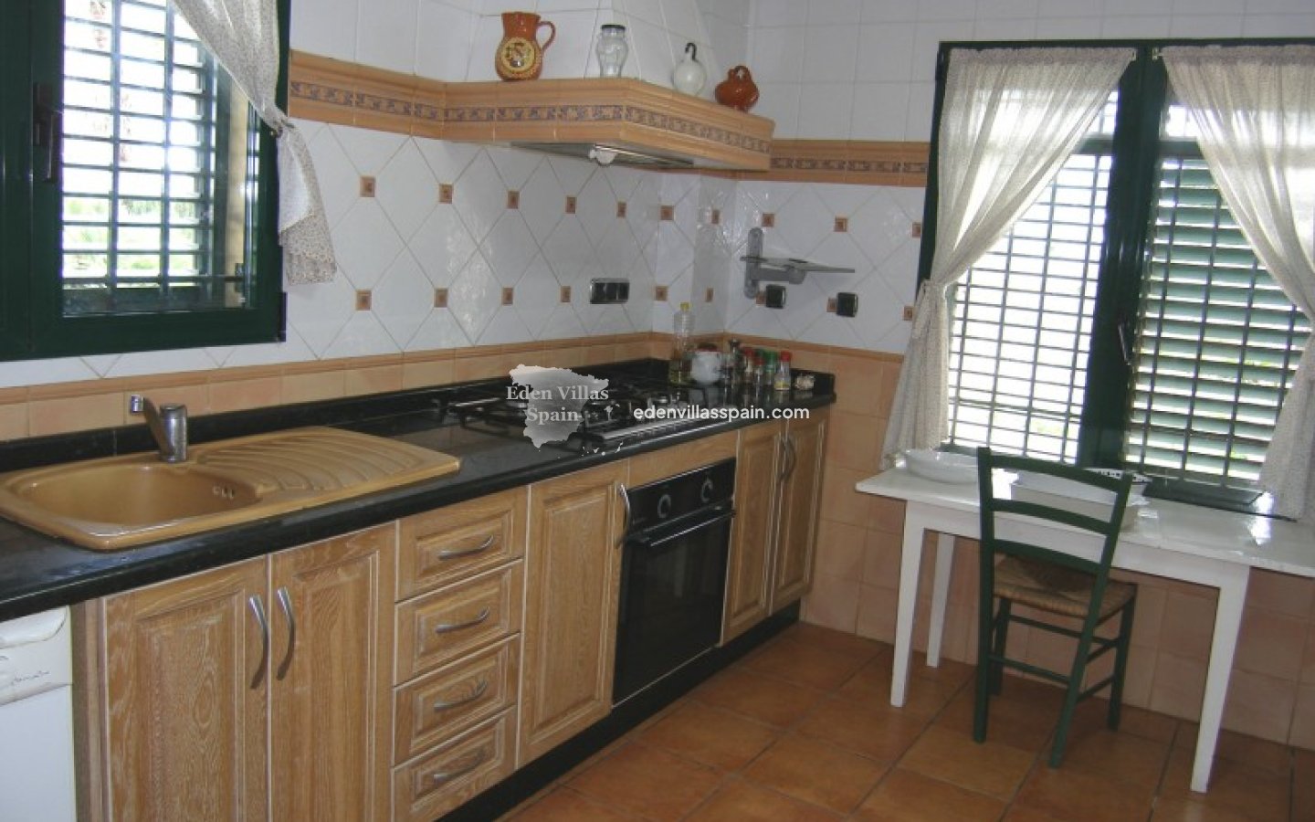 Segunda Mano - Casa de campo - Dolores