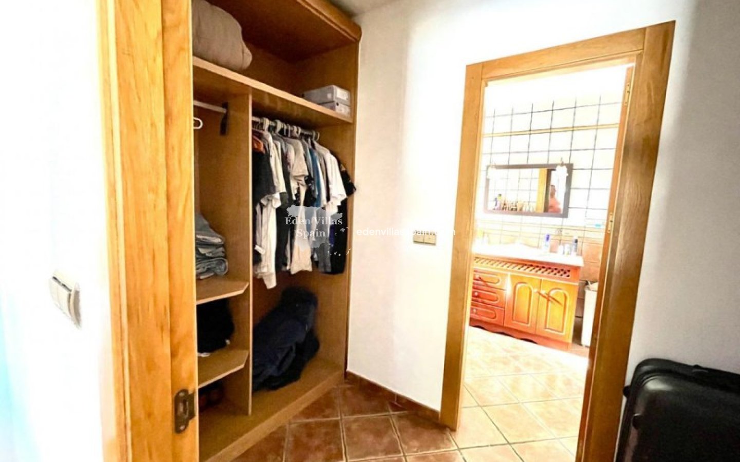 Segunda Mano - Casa de campo - Dolores