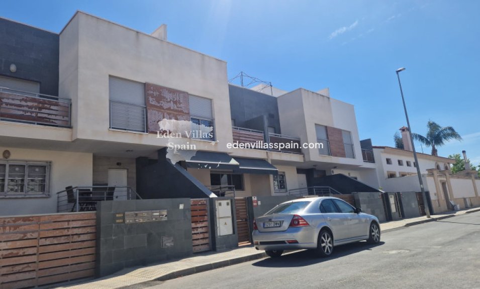 Segunda Mano - Casa de campo - Dolores